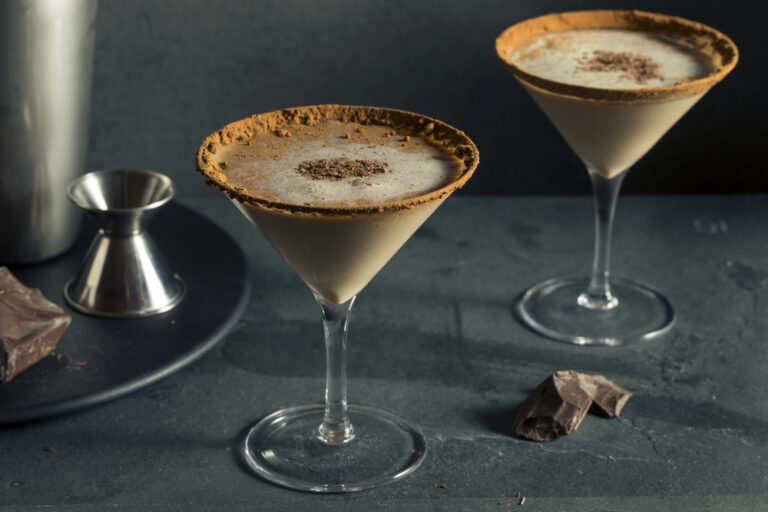 Creamy Chocolate Martini Recipe